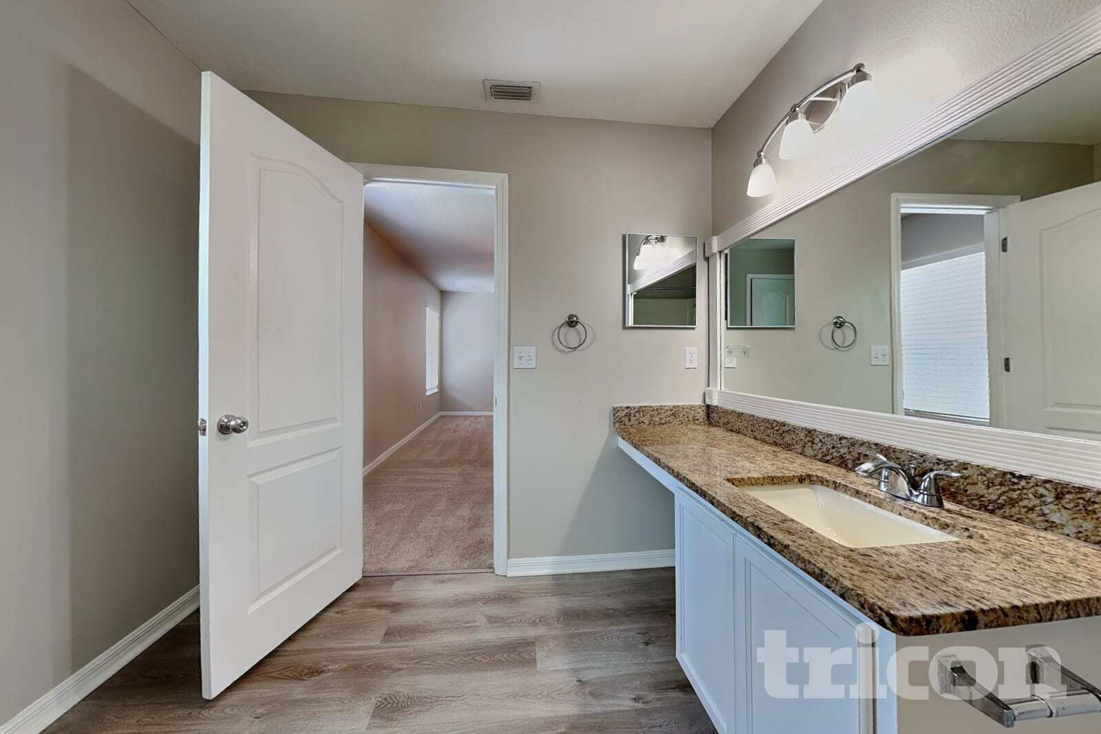 Building Photo - 9247 Wellstone Dr