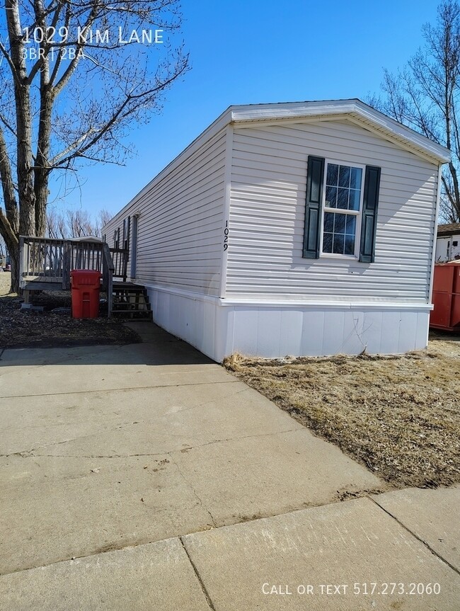 Primary Photo - 1029 Kim Ln