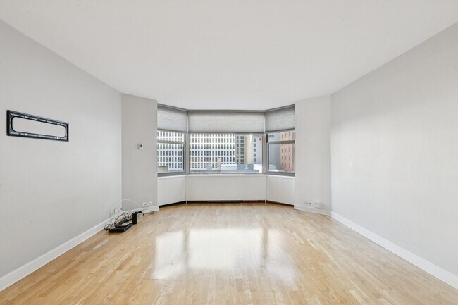 Building Photo - 535 N Michigan Ave