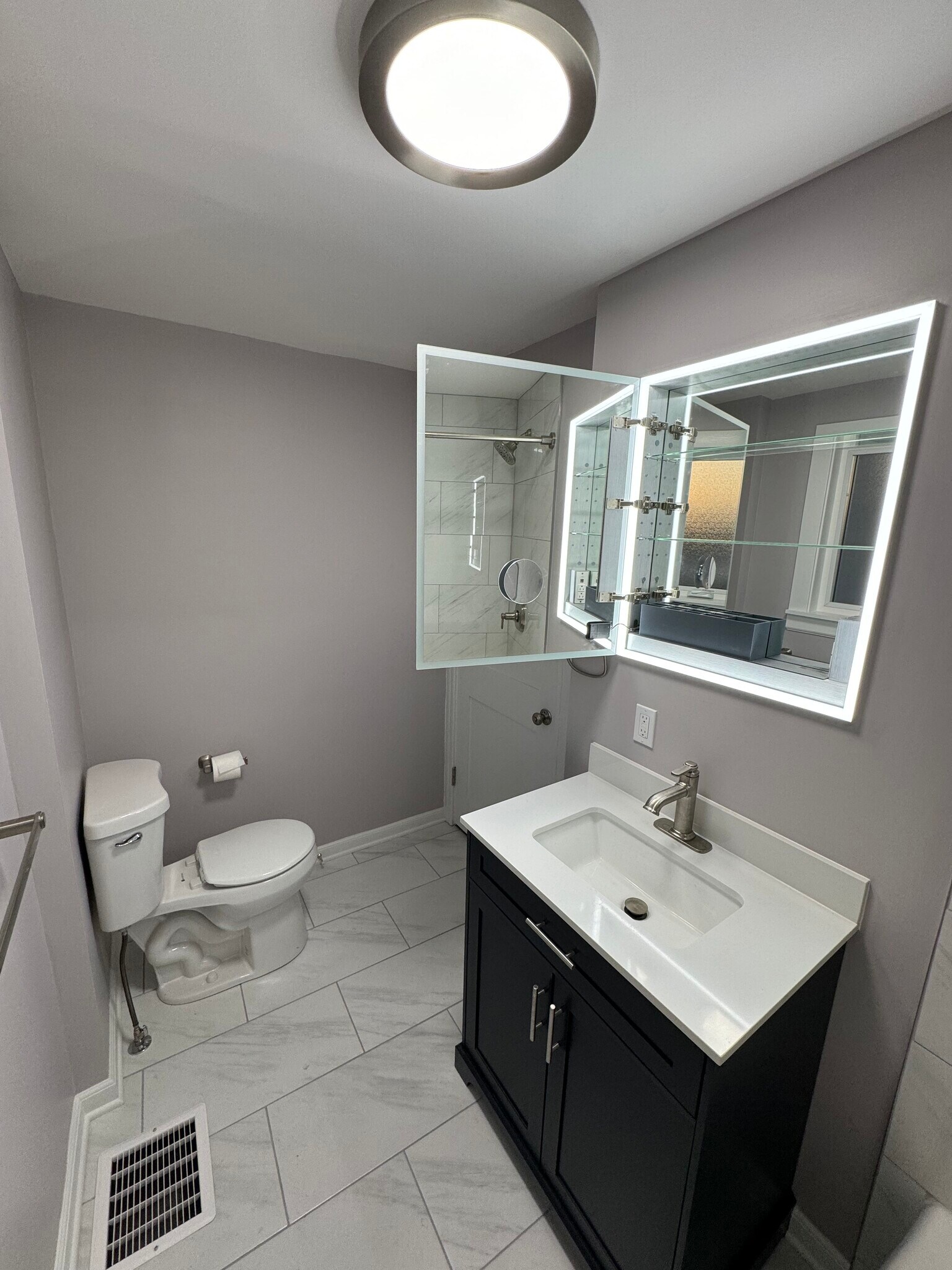 bathroom - 1818 Ashland Ave