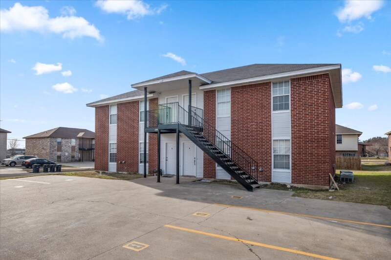 Building Photo - 5810 Redstone Dr