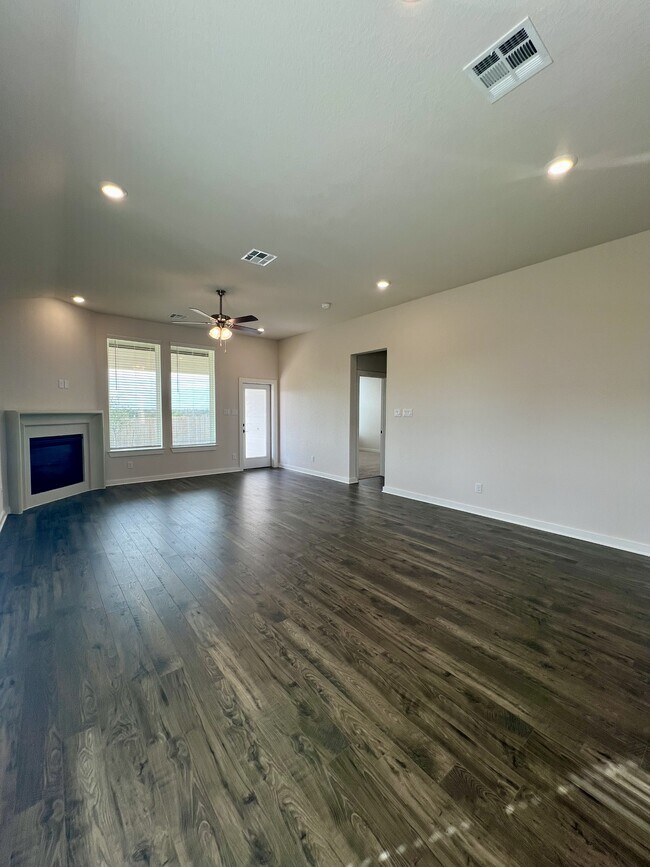 Building Photo - 6415 Penny Path