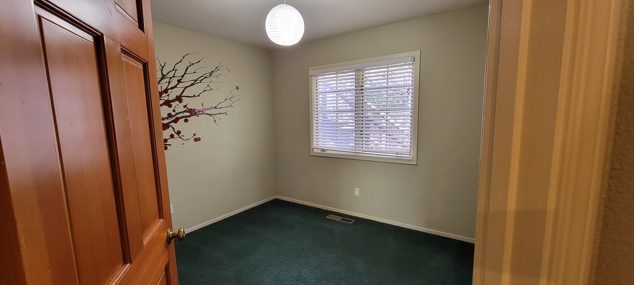 Building Photo - 2801 Cherry St