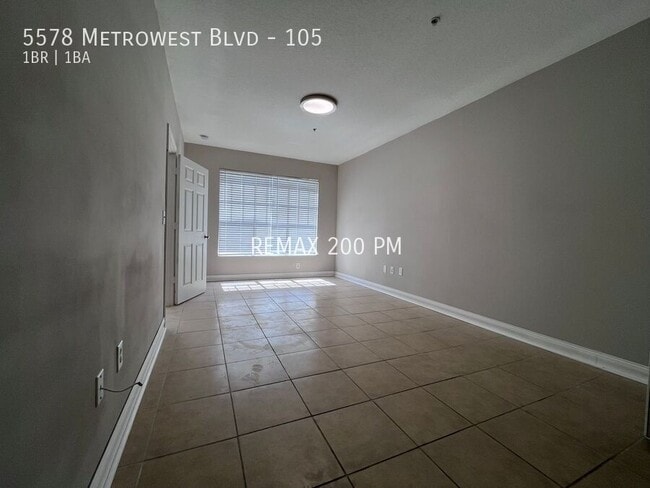 Building Photo - 5578 Metrowest Blvd