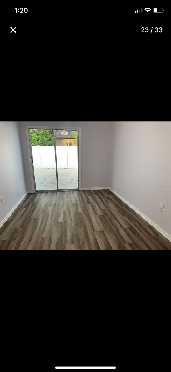 Building Photo - 11915 Dietz Dr