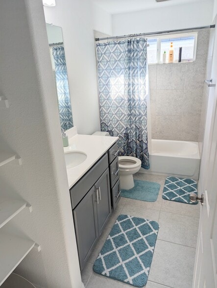 Building Photo - 12815 Gilliland Ln