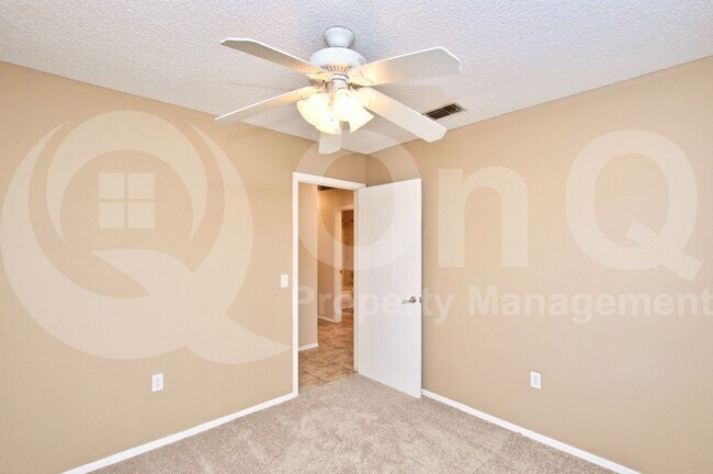 Building Photo - 6337 Covina Rd