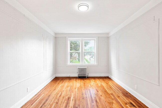 Building Photo - 33 Franklin Pl