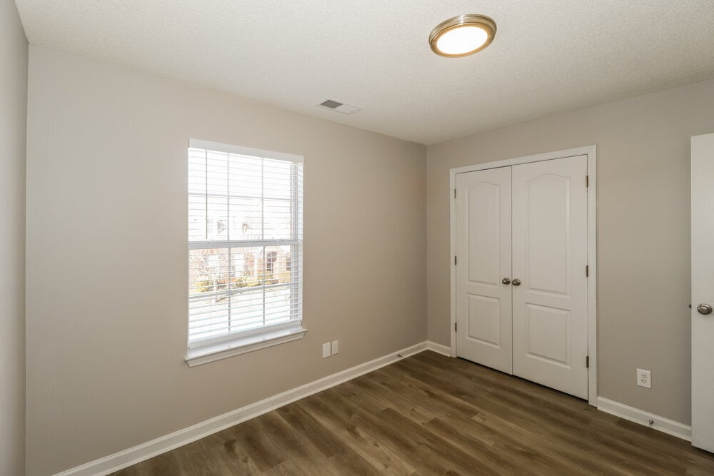 Building Photo - 9137 Cinderhill Cove E