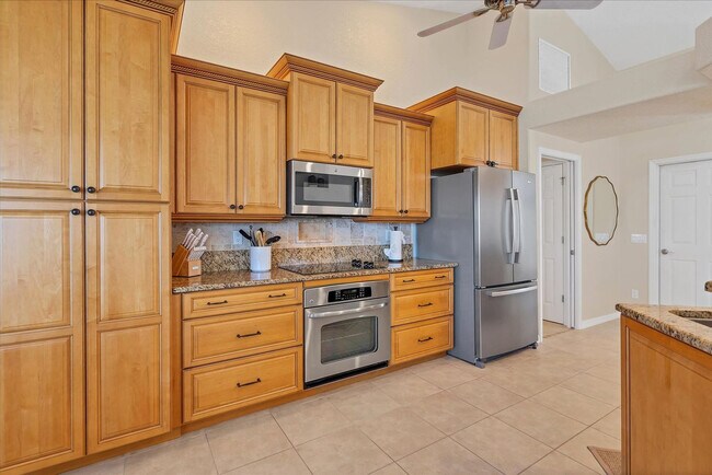 Building Photo - 120 Great Isaac Ct