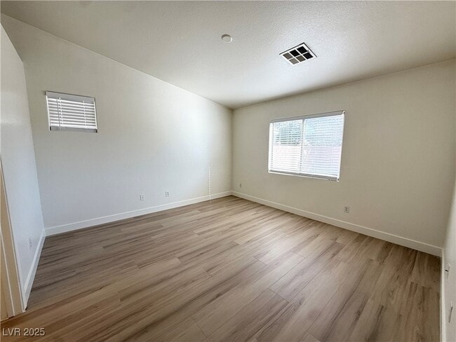 Building Photo - 5718 Royal Sands St