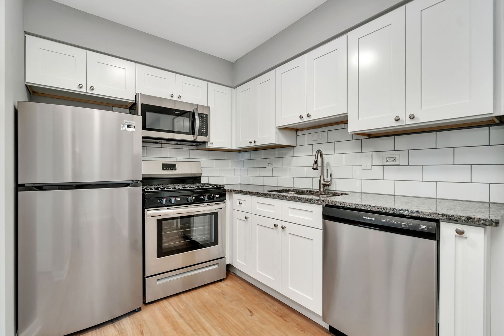 Interior Photo - 909-913 Plainfield Rd Apartments