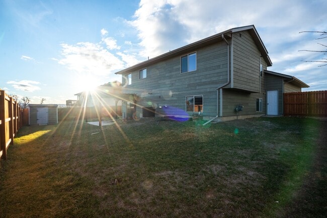Building Photo - 5961 Springfield Rd
