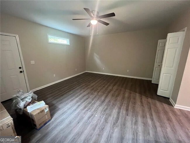 Building Photo - 560 Cleveland Byp