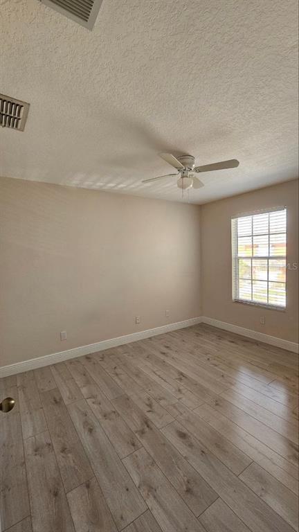 Building Photo - 580 Cresting Oak Cir