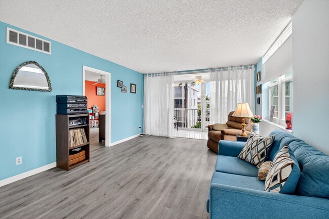 Building Photo - 2016 S Federal Hwy