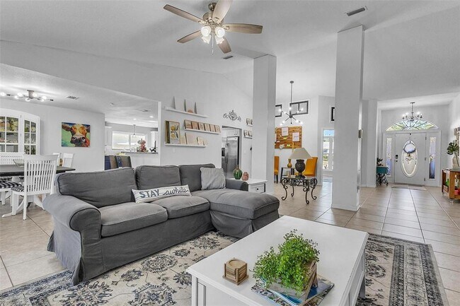 Building Photo - 37 Princeton Ln