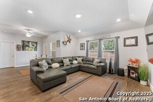 Building Photo - 829 Margay Lp