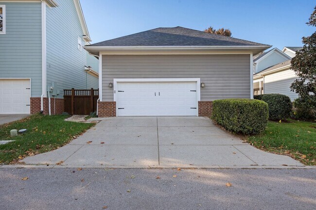 Building Photo - 1306 Jewell Ave