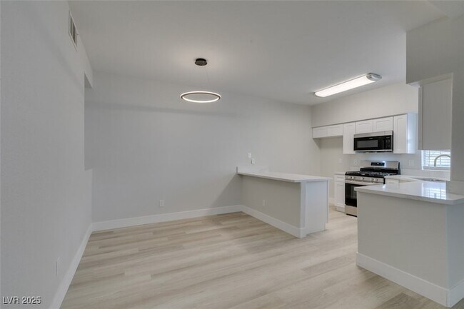 Building Photo - 2251 Wigwam Pkwy