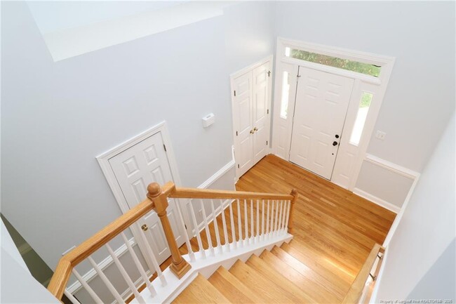 Building Photo - 203 Abbey Oak Ln