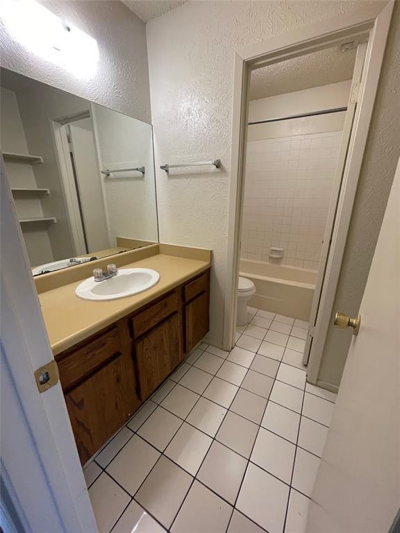 Building Photo - 7603 Woodstone Cove