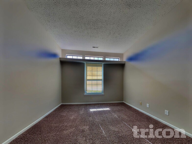 Building Photo - 1224 Stradford Ct