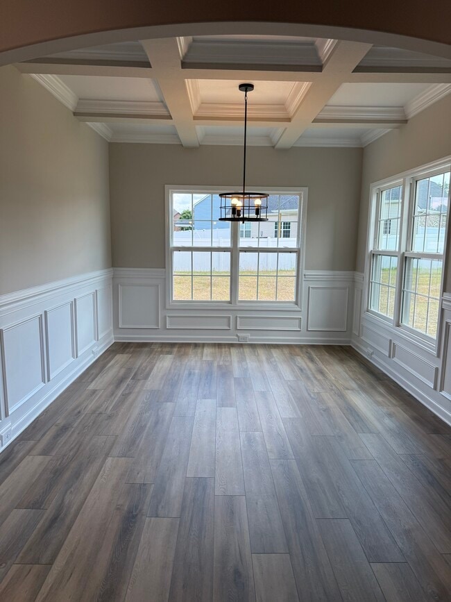 Building Photo - 1170 Gardenia Ln