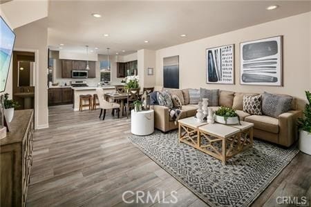 Building Photo - 711 Highline Way