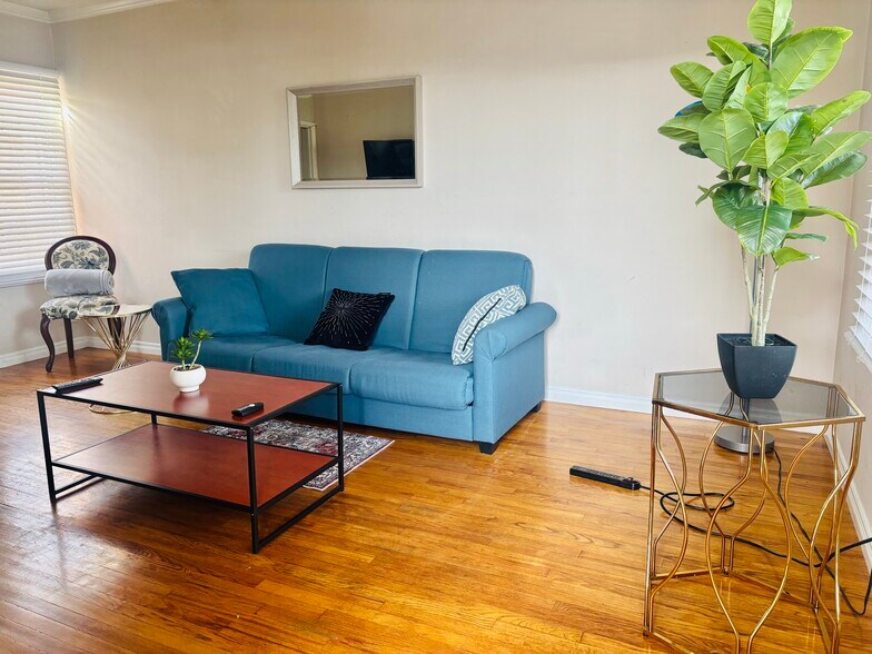 Primary Photo - 4238 W Slauson Ave