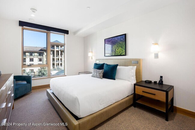 Building Photo - 130 Wood Rd