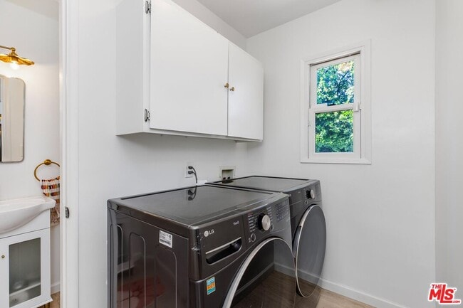 Building Photo - 14225 Enadia Way