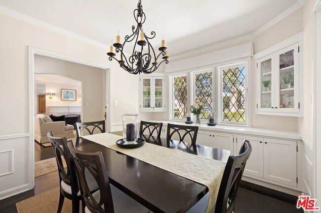 Building Photo - 2818 Washington Ave