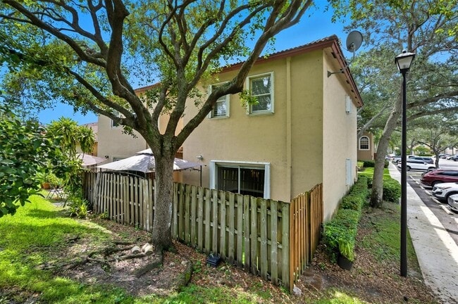 Building Photo - 16045 Emerald Cove Rd