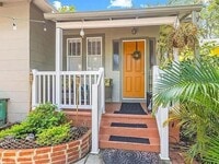 Building Photo - 1013 22nd Ave N