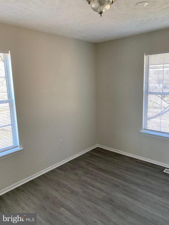 Building Photo - 21392 Edgar Way