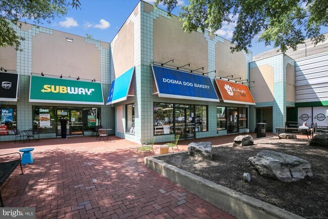 Building Photo - 2720 S Arlington Mill Dr