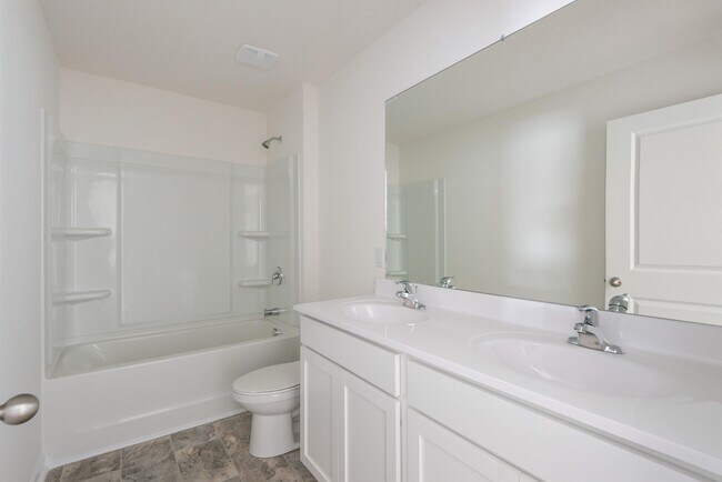 Building Photo - 112 Kaley Ln