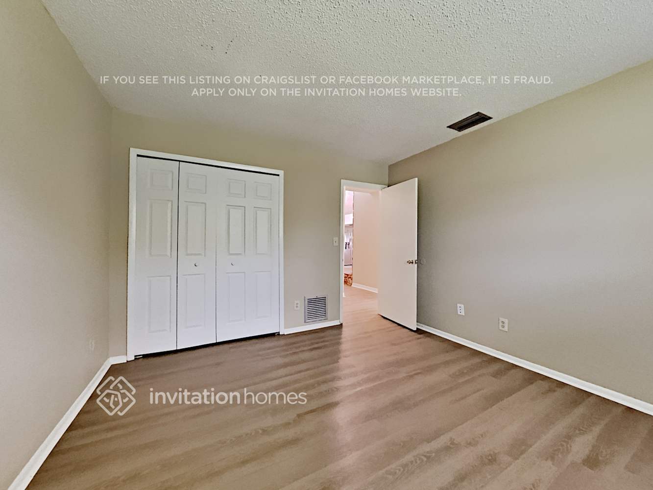 Building Photo - 2059 Sandpiper Dr