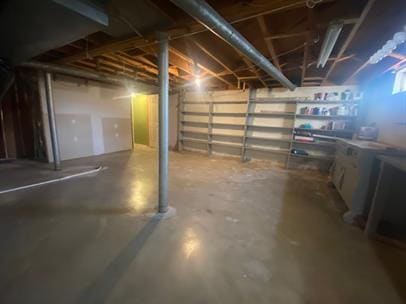 Building Photo - Coming Soon - 3-Bed with Hardwood Floors in heart of Winchester.