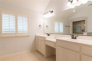 Building Photo - 6408 Canyon Crest Dr