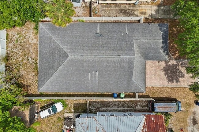 Building Photo - 2311 W Aileen St