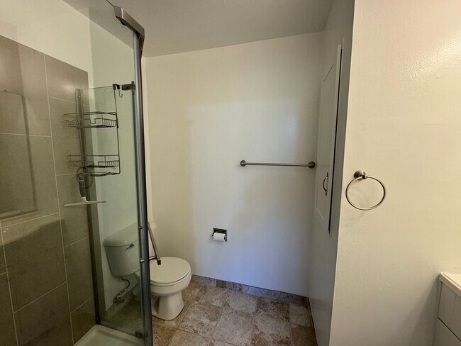 Building Photo - 3bd/2ba Condo - Pets welcome!  Coming Soon!