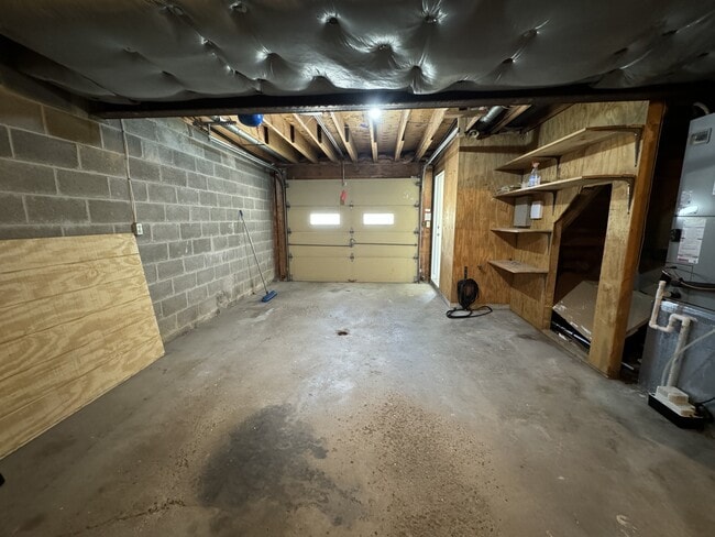 Building Photo - 1317 Perry Ave