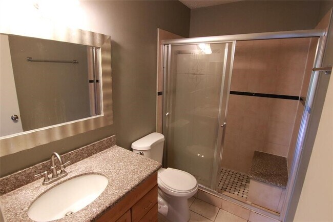 Building Photo - 10555 Turtlewood Ct