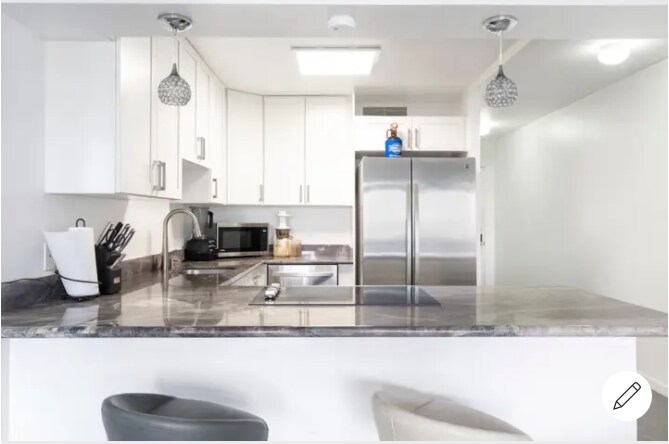 Love the Kitchen - 2575 Kuhio Ave