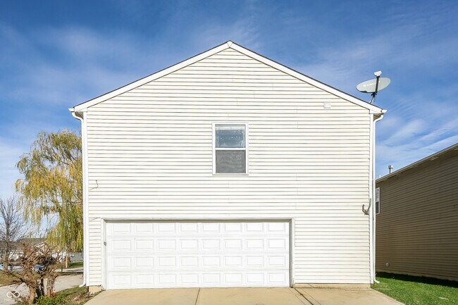Building Photo - 913 Harbon Dr