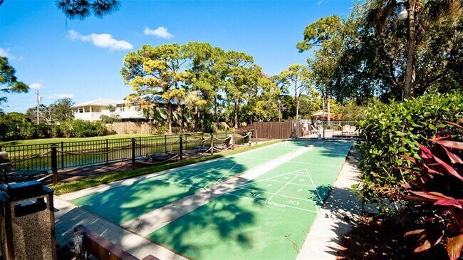 Building Photo - 7893 Timberwood Cir