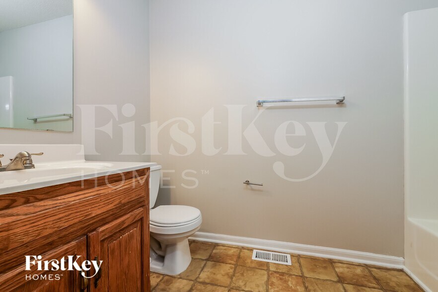 Building Photo - 1409 NE 101st Terrace