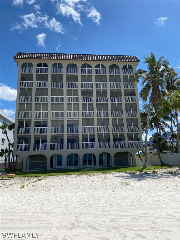 Building Photo - 9485 Gulf Shore Dr